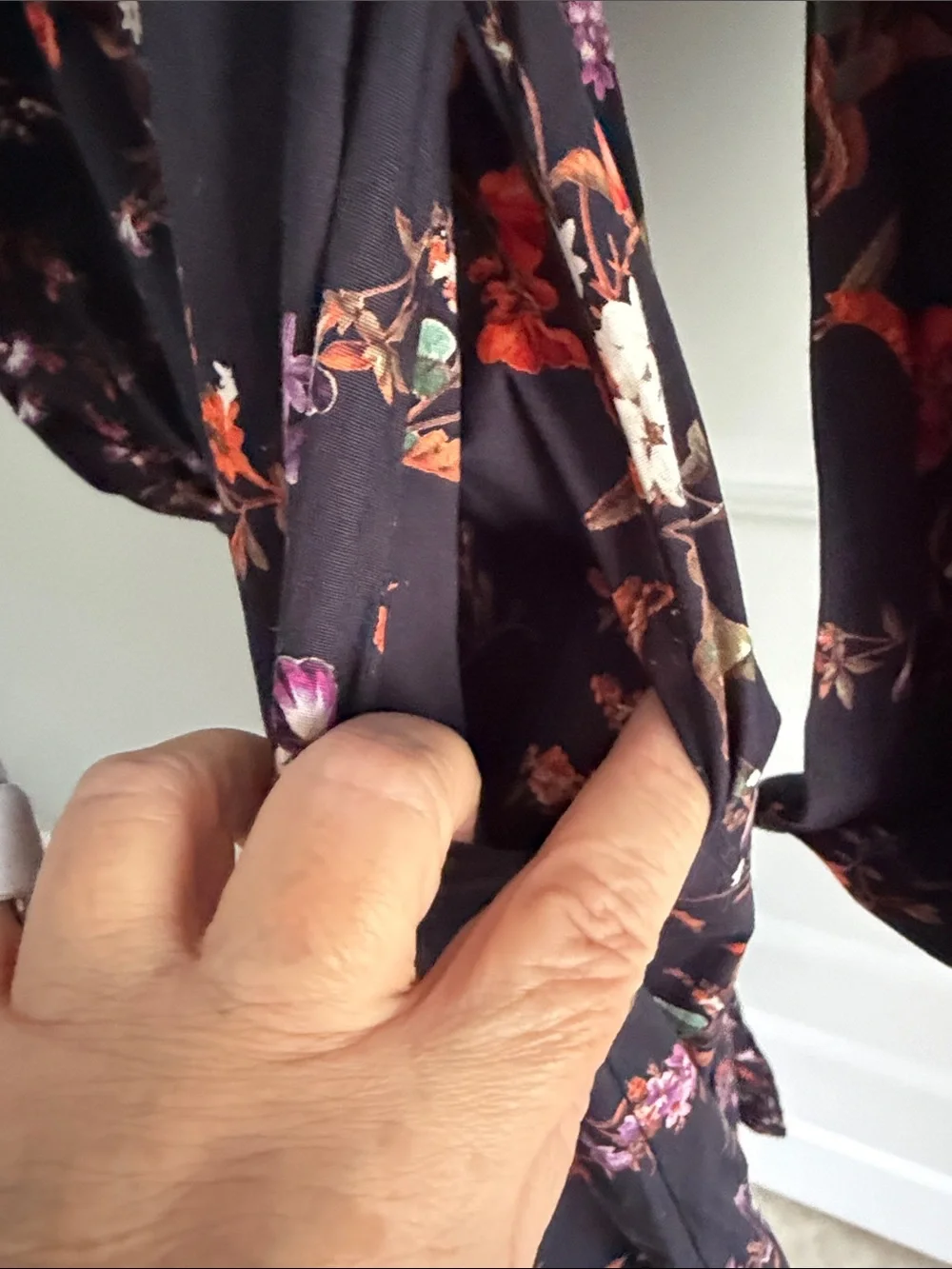 Leota Confetti Smocked Square Neck Black Floral Midi Dress small